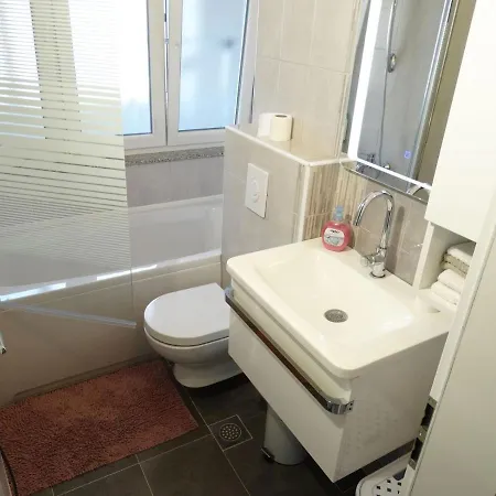 Bayshore Apartman