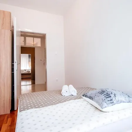 Bayshore Apartman